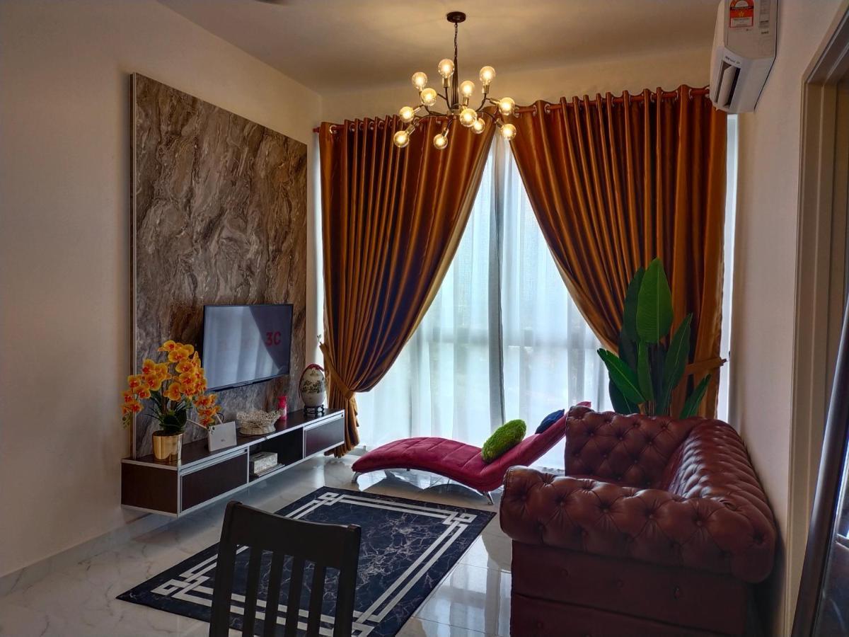 Cmk Troika Apartmen#Free Netflix Kota Bharu Esterno foto