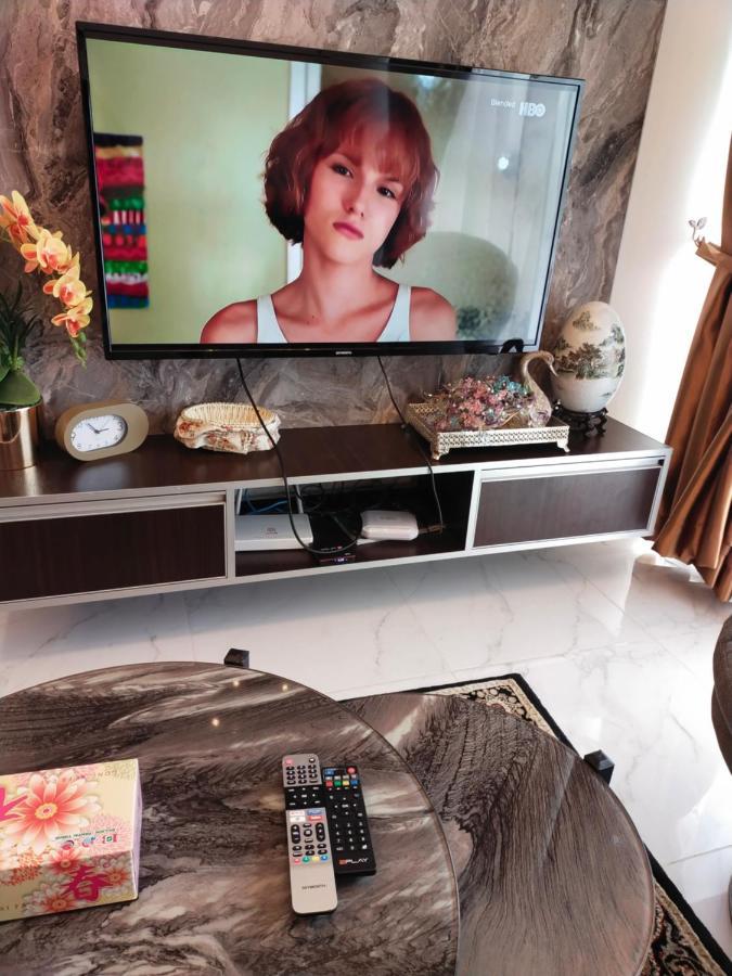 Cmk Troika Apartmen#Free Netflix Kota Bharu Esterno foto
