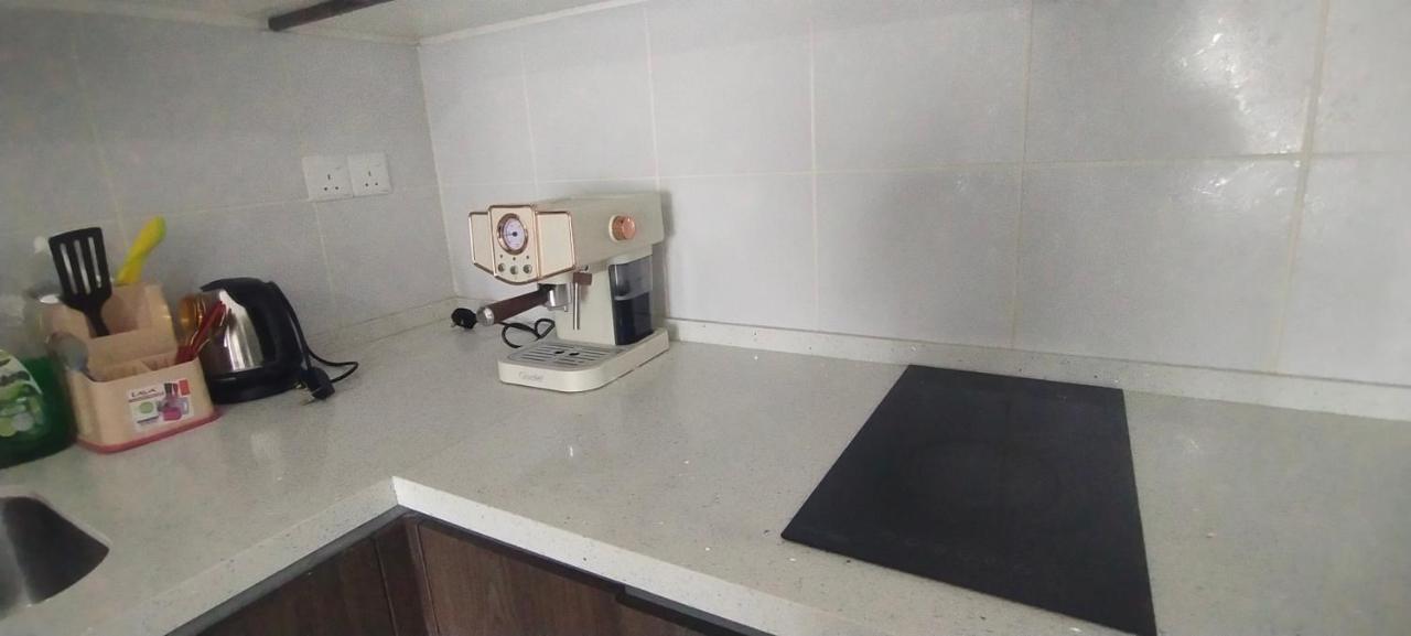 Cmk Troika Apartmen#Free Netflix Kota Bharu Esterno foto