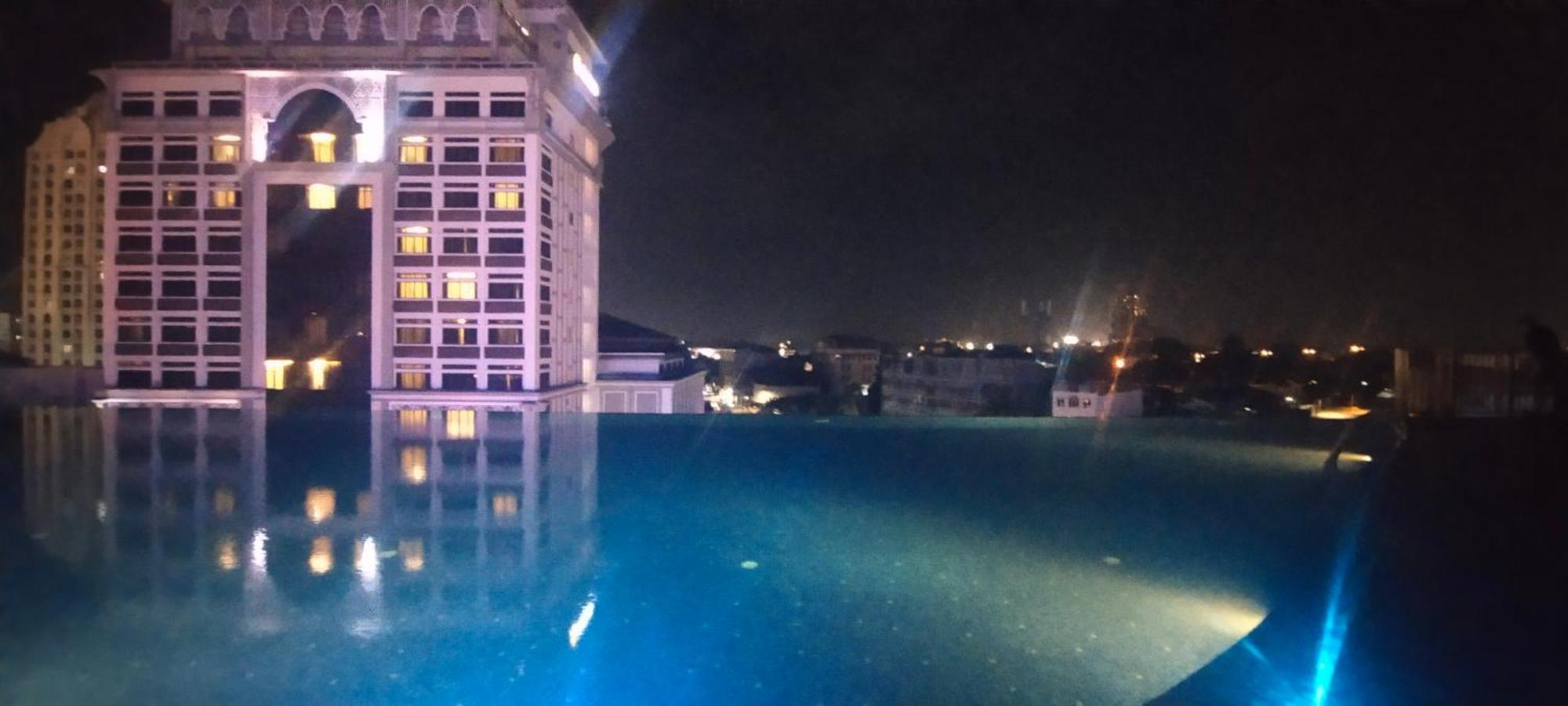 Cmk Troika Apartmen#Free Netflix Kota Bharu Esterno foto