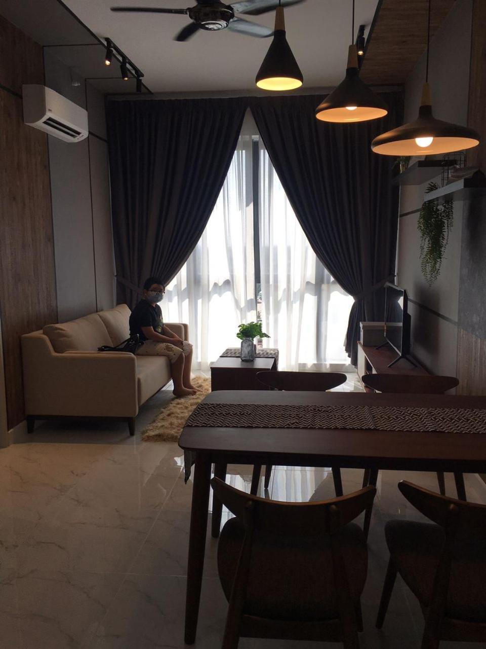 Cmk Troika Apartmen#Free Netflix Kota Bharu Esterno foto