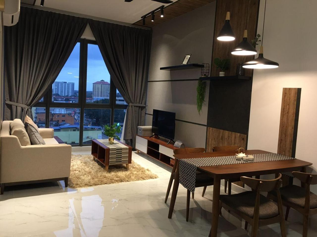 Cmk Troika Apartmen#Free Netflix Kota Bharu Esterno foto